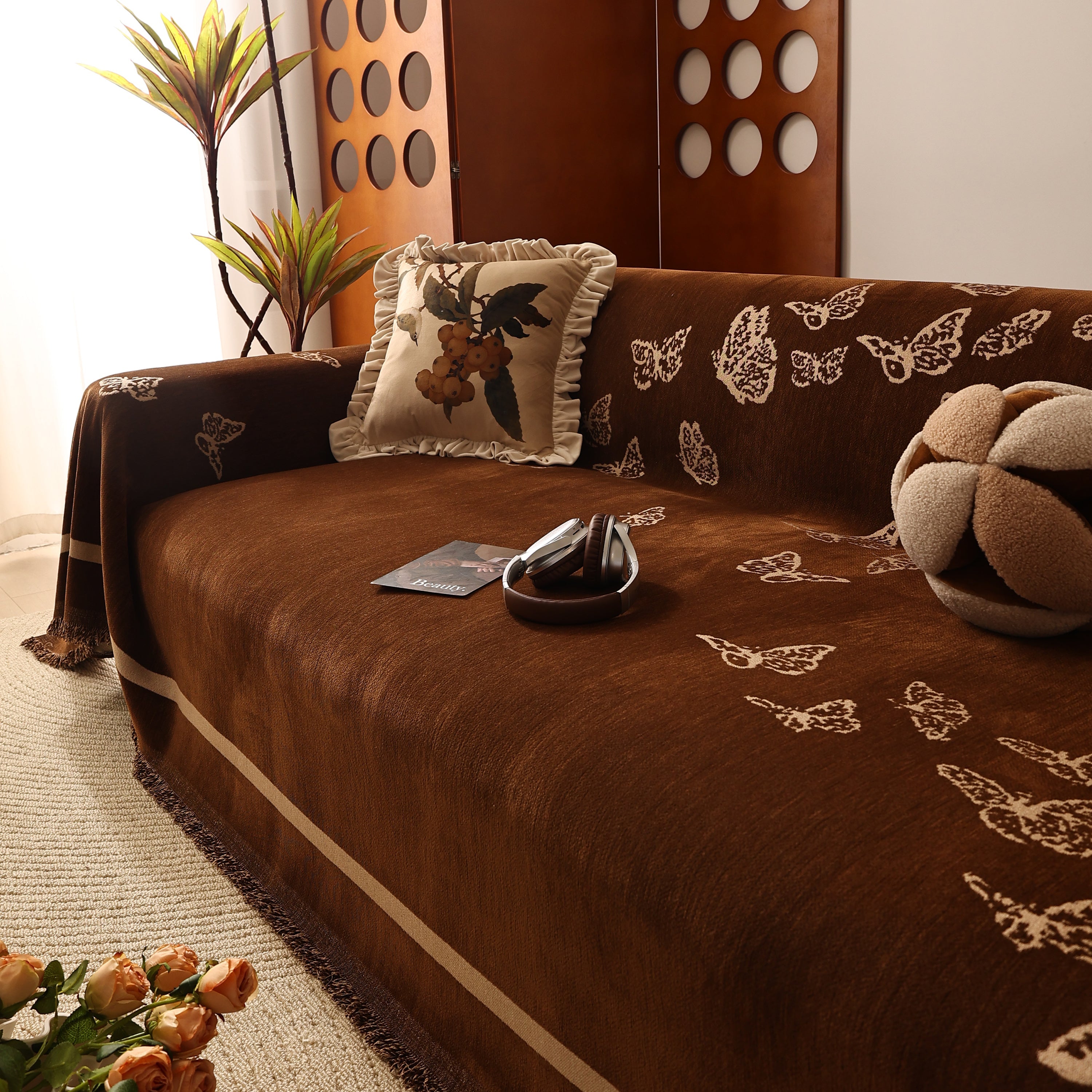 Butterfly Jacquard Soft Couch Blankets Cover for Couch Reversible Modern Sofa Slipcover Throw Covers