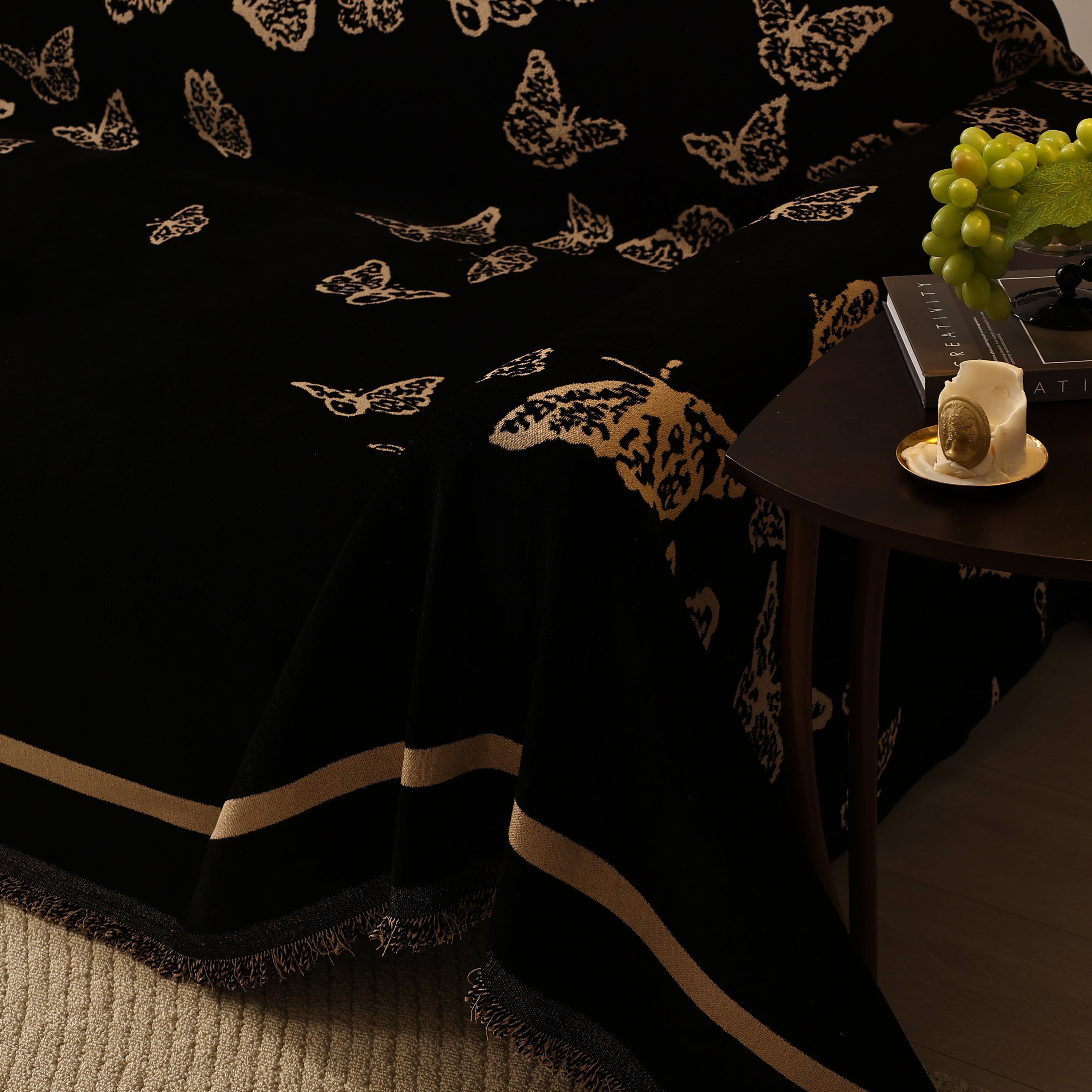 Butterfly Jacquard Soft Couch Blankets Cover for Couch Reversible Modern Sofa Slipcover Throw Covers