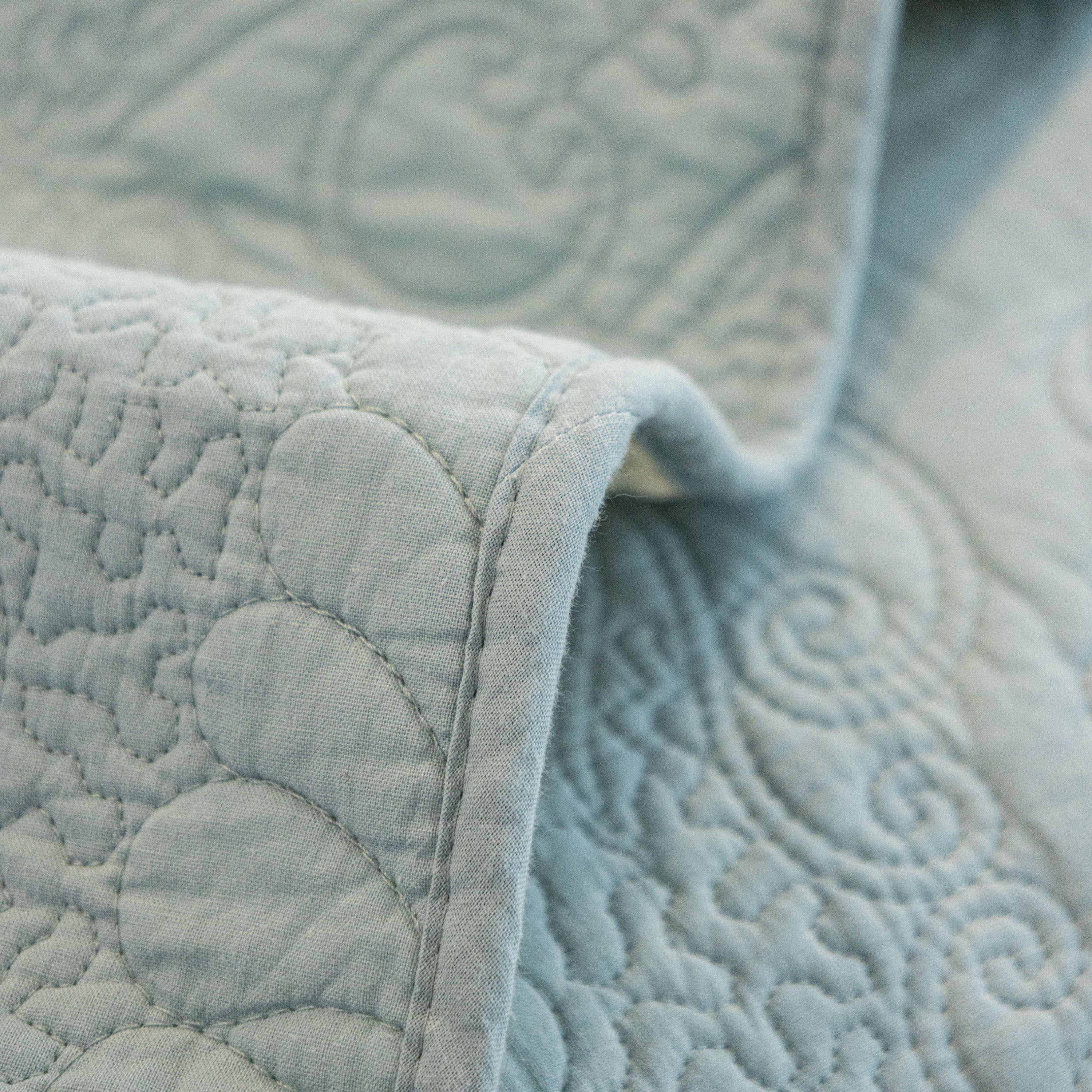 Baroque Floral Quilted Cotton Sofa Cover, Non-Slip Washable Couch Protector