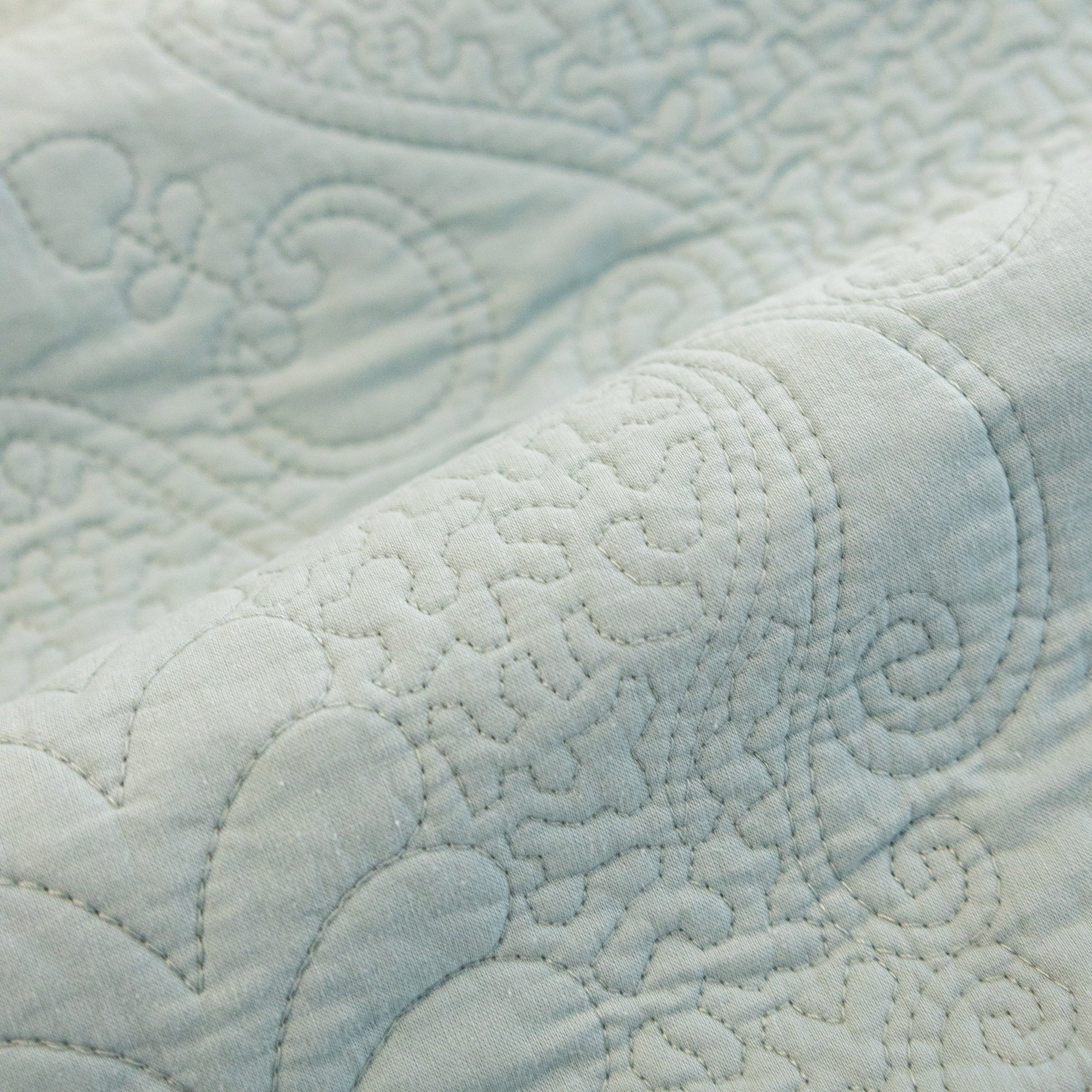 Baroque Floral Quilted Cotton Sofa Cover, Non-Slip Washable Couch Protector
